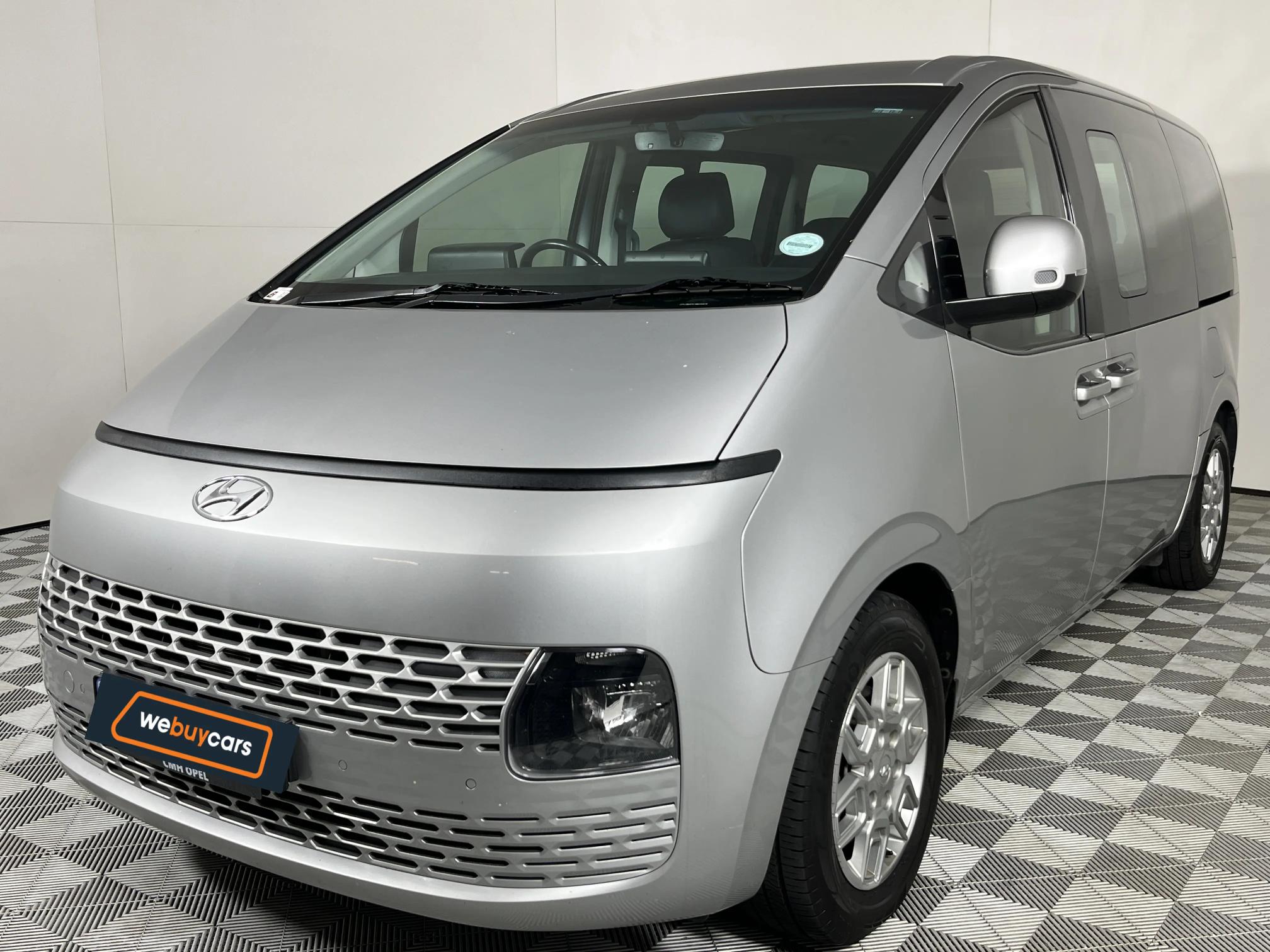 Used 2022 Hyundai Staria 2.2D Executive 9-seater