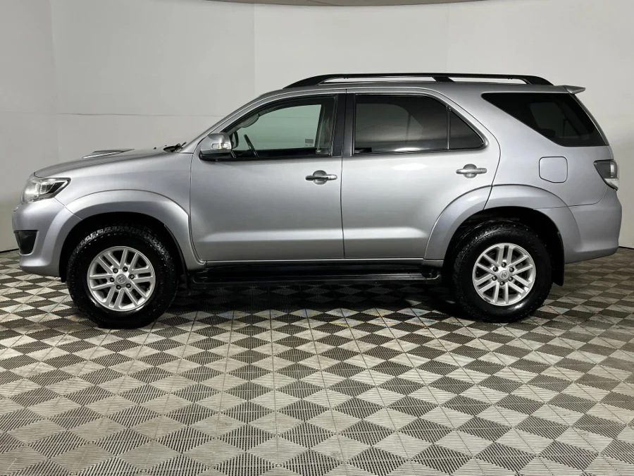 Used 2015 Toyota Fortuner 3.0D-4D 4x4 Limited auto - WeBuyCars Germiston