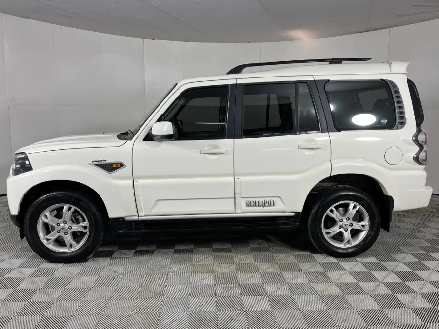 Used 2017 Mahindra Scorpio 2.2CRDe 4x4 VLX - WeBuyCars The Dome