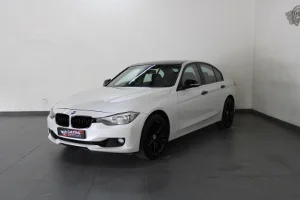 Used 2013 BMW 3 Series 320i auto