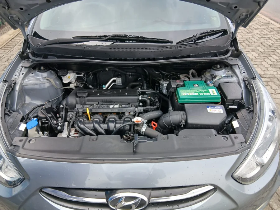 Used 2020 Hyundai Accent sedan 1.6 Motion - Carbase Auto