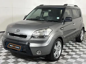 Used 2011 Kia Soul 1.6 high-spec automatic