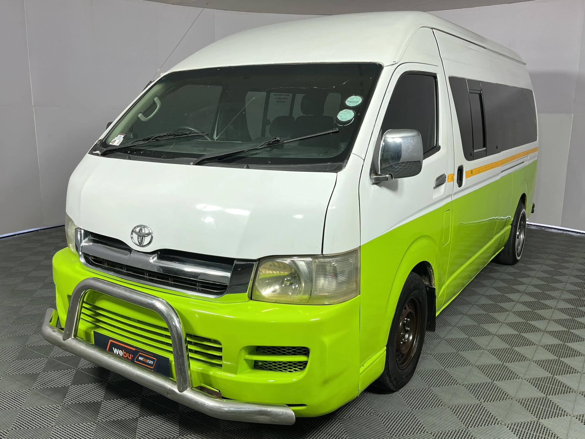 Used 2009 Toyota Quantum 2.5D-4D GL 14-seater bus