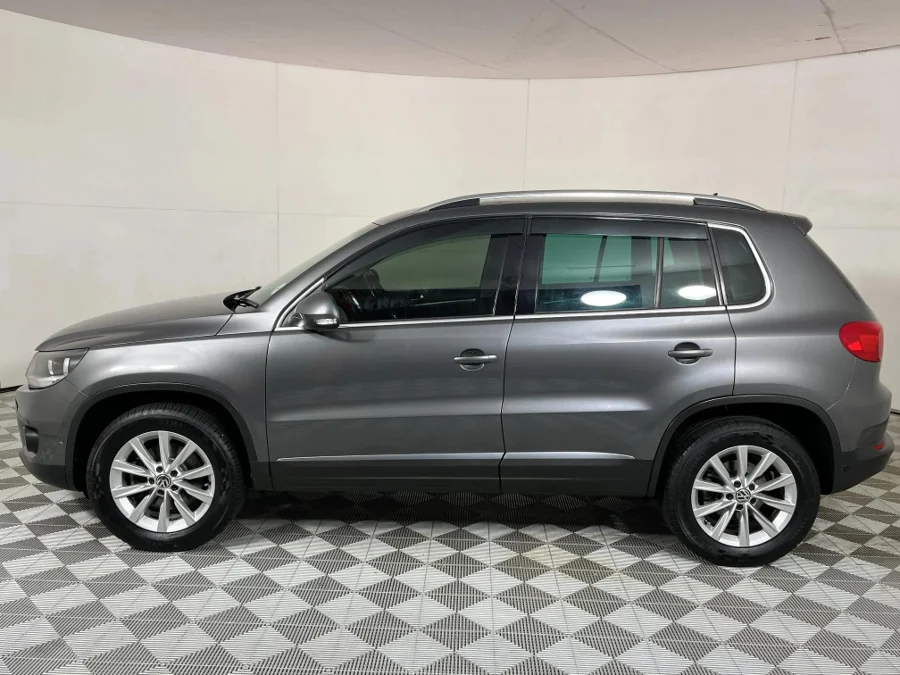 Used 2012 Volkswagen Tiguan 2.0TSI 4Motion Sport&Style - WeBuyCars JHB South