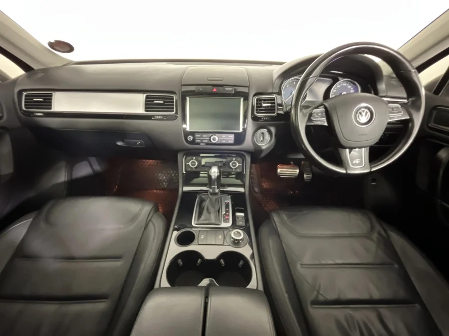 Used 2013 Volkswagen Touareg V6 TDI - WeBuyCars The Dome