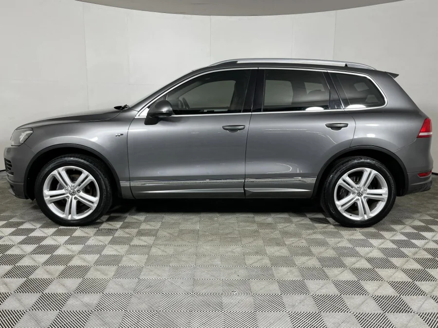 Used 2013 Volkswagen Touareg V6 TDI - WeBuyCars The Dome