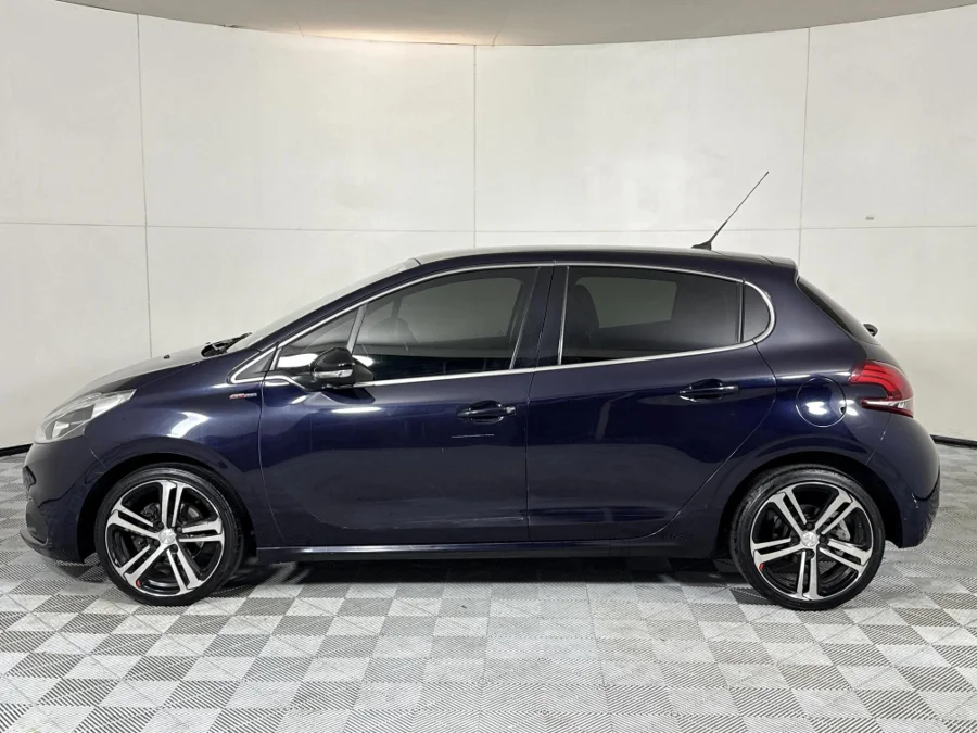 Used 2019 Peugeot 208 1.2T GT Line - WeBuyCars Midstream