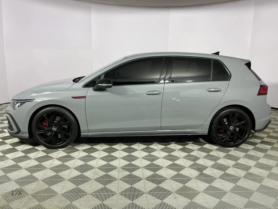 Used 2023 Volkswagen Golf GTI Jacara Edition - WeBuyCars Durban