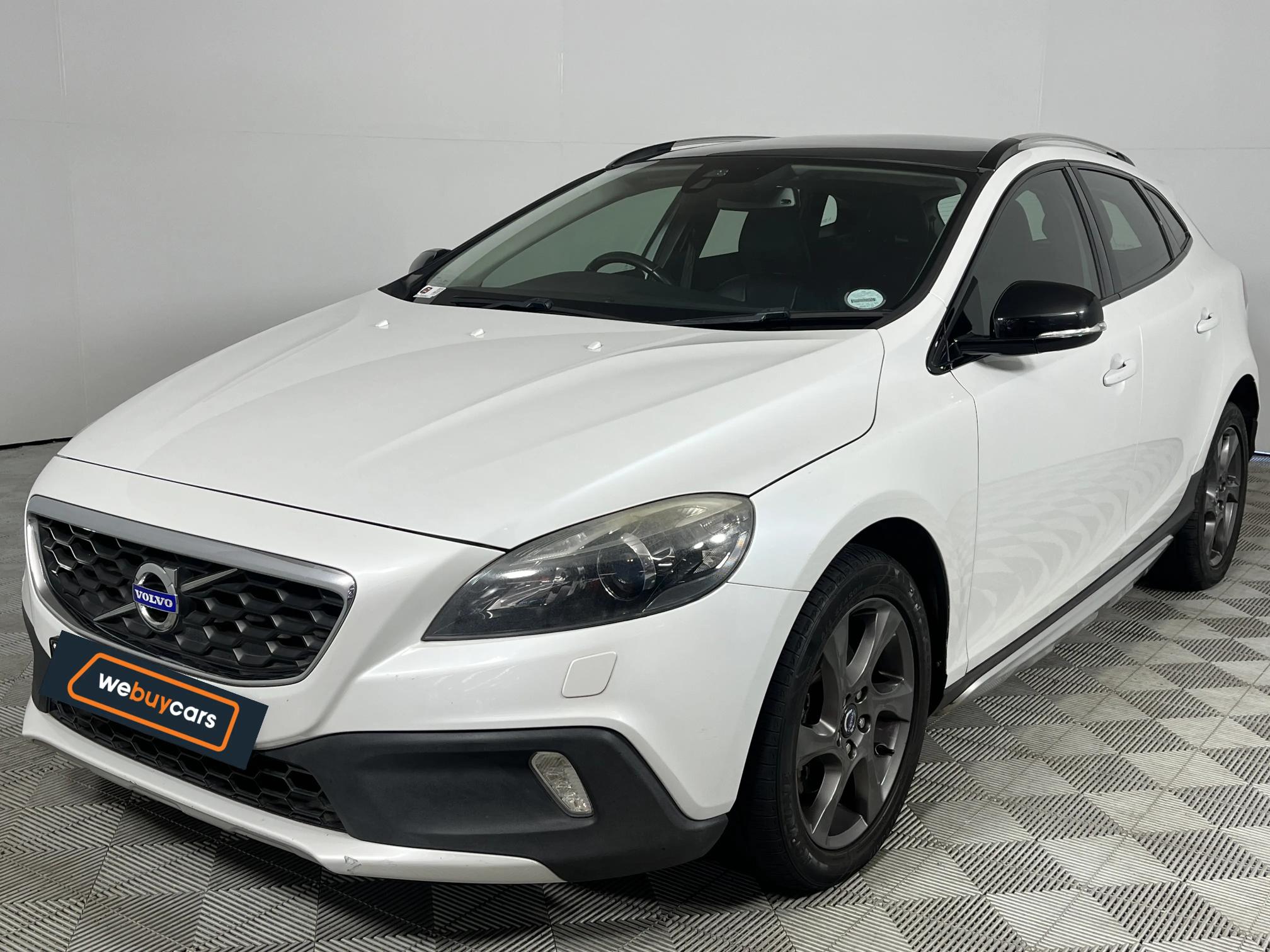 Used 2014 Volvo V40 T4 Excel