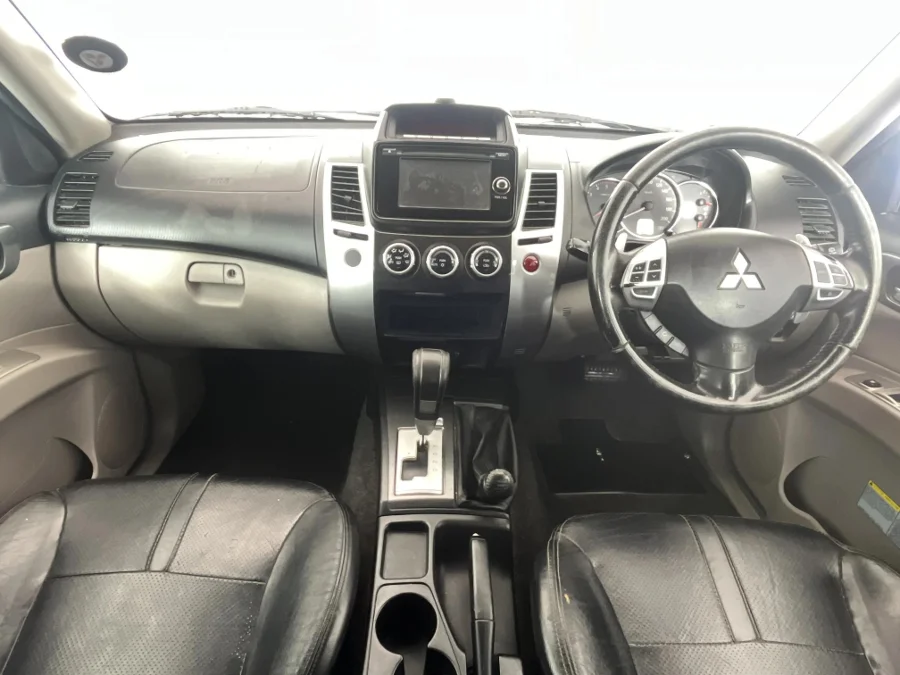 Used 2015 Mitsubishi Pajero Sport 2.5DI-D 4x4 Shogun auto - WeBuyCars Lansdowne