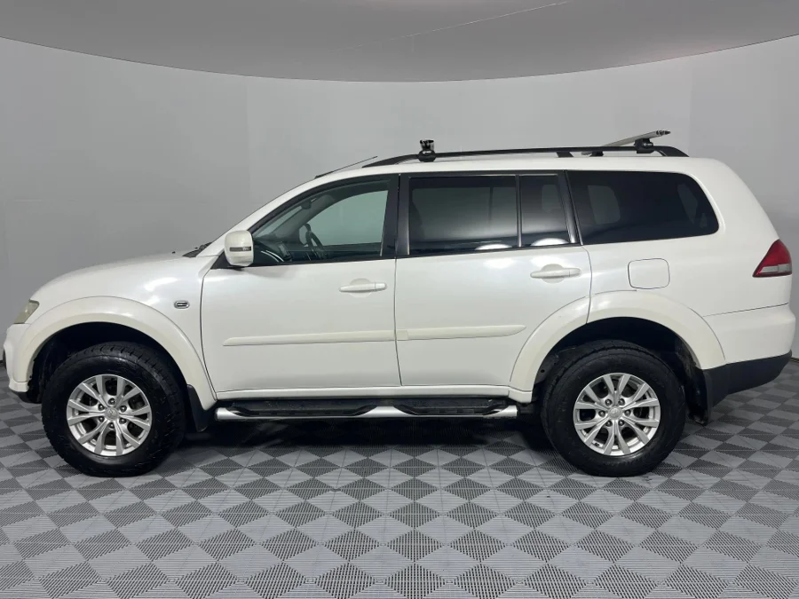 Used 2015 Mitsubishi Pajero Sport 2.5DI-D 4x4 Shogun auto - WeBuyCars Lansdowne