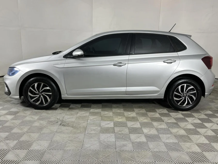 Used 2023 Volkswagen Polo hatch 1.0TSI Life manual - WeBuyCars The Dome