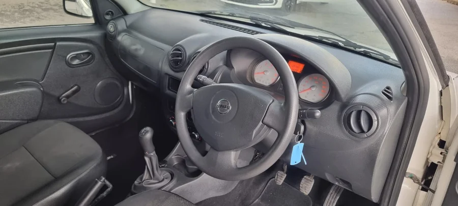 Used 2023 Nissan NP200 1.6i Stealth - Jambo Motors