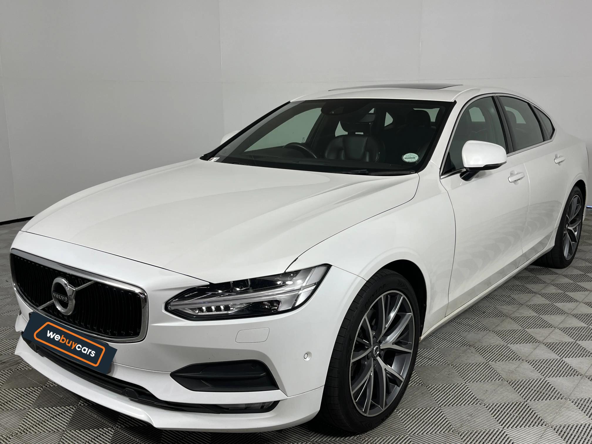 Used 2021 Volvo S90 T5 Momentum