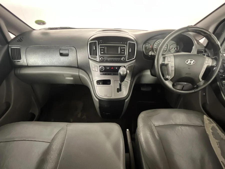 Used 2016 Hyundai H-1 2.5VGTi bus Elite 9-seater - WeBuyCars Brackenfell Cape Town
