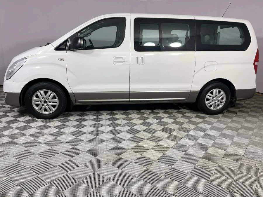 Used 2016 Hyundai H-1 2.5VGTi bus Elite 9-seater - WeBuyCars Brackenfell Cape Town