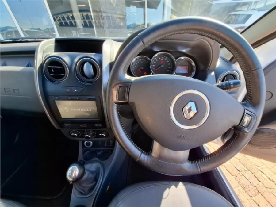 Used 2017 Renault Duster 1.5dCi Dynamique 4WD - Auto 24