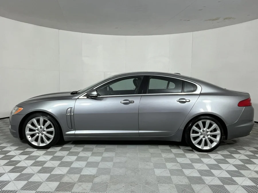 Used 2010 Jaguar XF 3.0 Premium Luxury - WeBuyCars Gqeberha