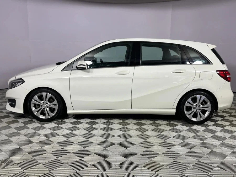 Used 2017 Mercedes-Benz B-Class B200 auto - WeBuyCars The Dome