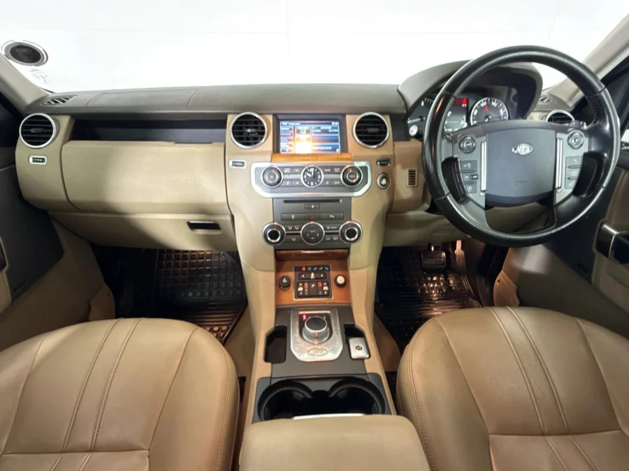 Used 2015 Land Rover Discovery SDV6 SE - WeBuyCars Midstream