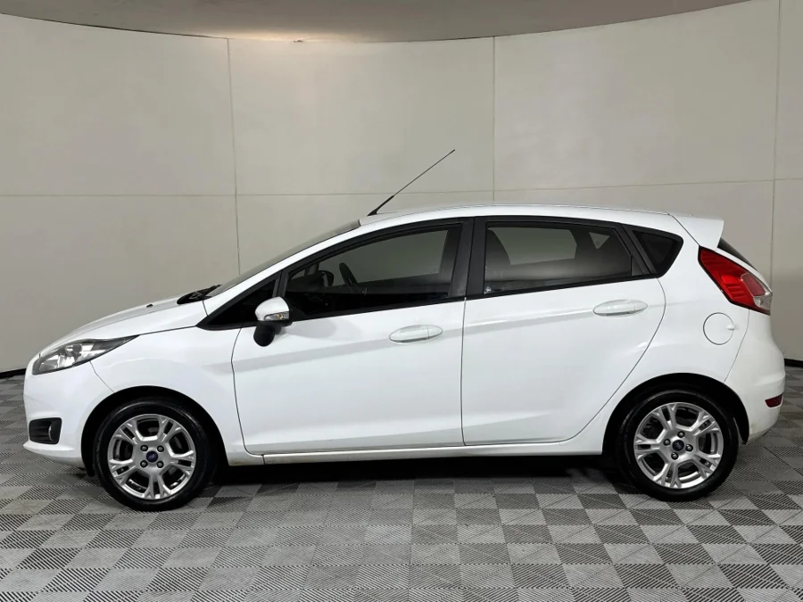 Used 2018 Ford Fiesta 5-door 1.0T Trend - WeBuyCars Midstream