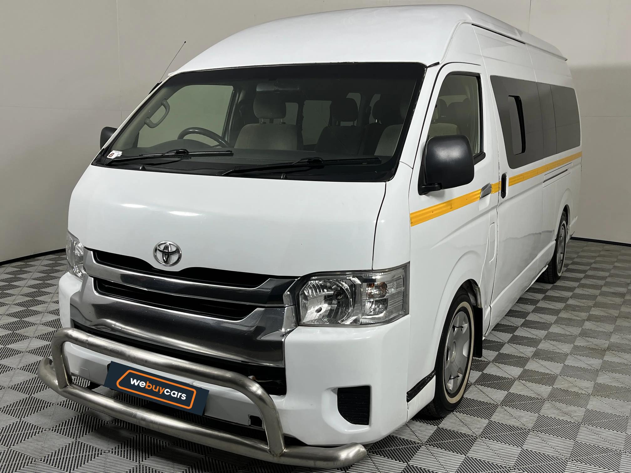 Used 2015 Toyota Quantum 2.5D-4D GL 14-seater bus