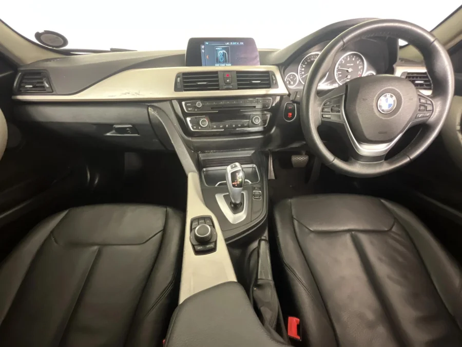 Used 2017 BMW 3 Series 320i sports-auto - WeBuyCars Riverhorse