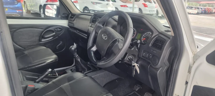 Used 2024 Mahindra Pik Up 2.2CRDe single cab S4 - Jambo Motors