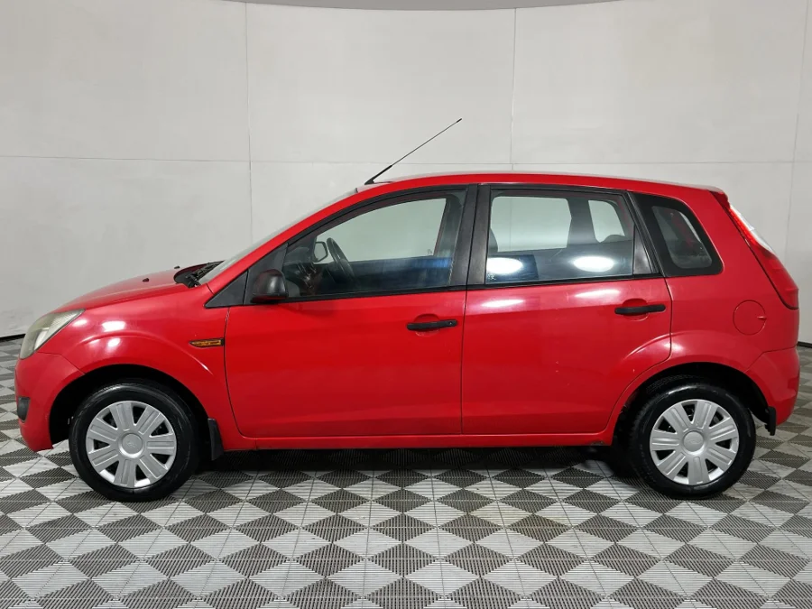 Used 2011 Ford Figo 1.4 Ambiente - WeBuyCars JHB South