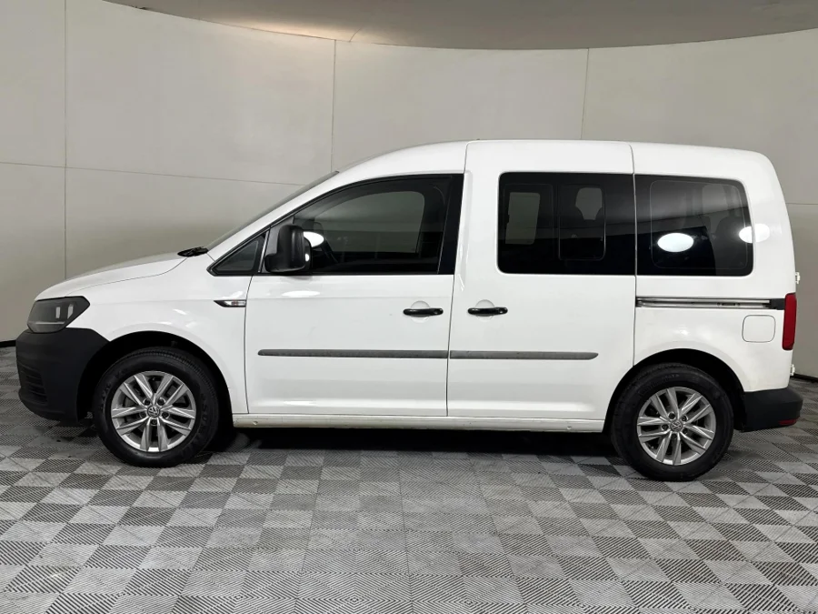 Used 2019 Volkswagen Caddy 1.6 crew bus - WeBuyCars Montana