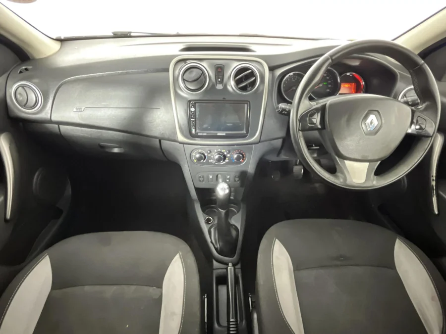 Used 2015 Renault Sandero Stepway 66kW turbo - WeBuyCars Montana