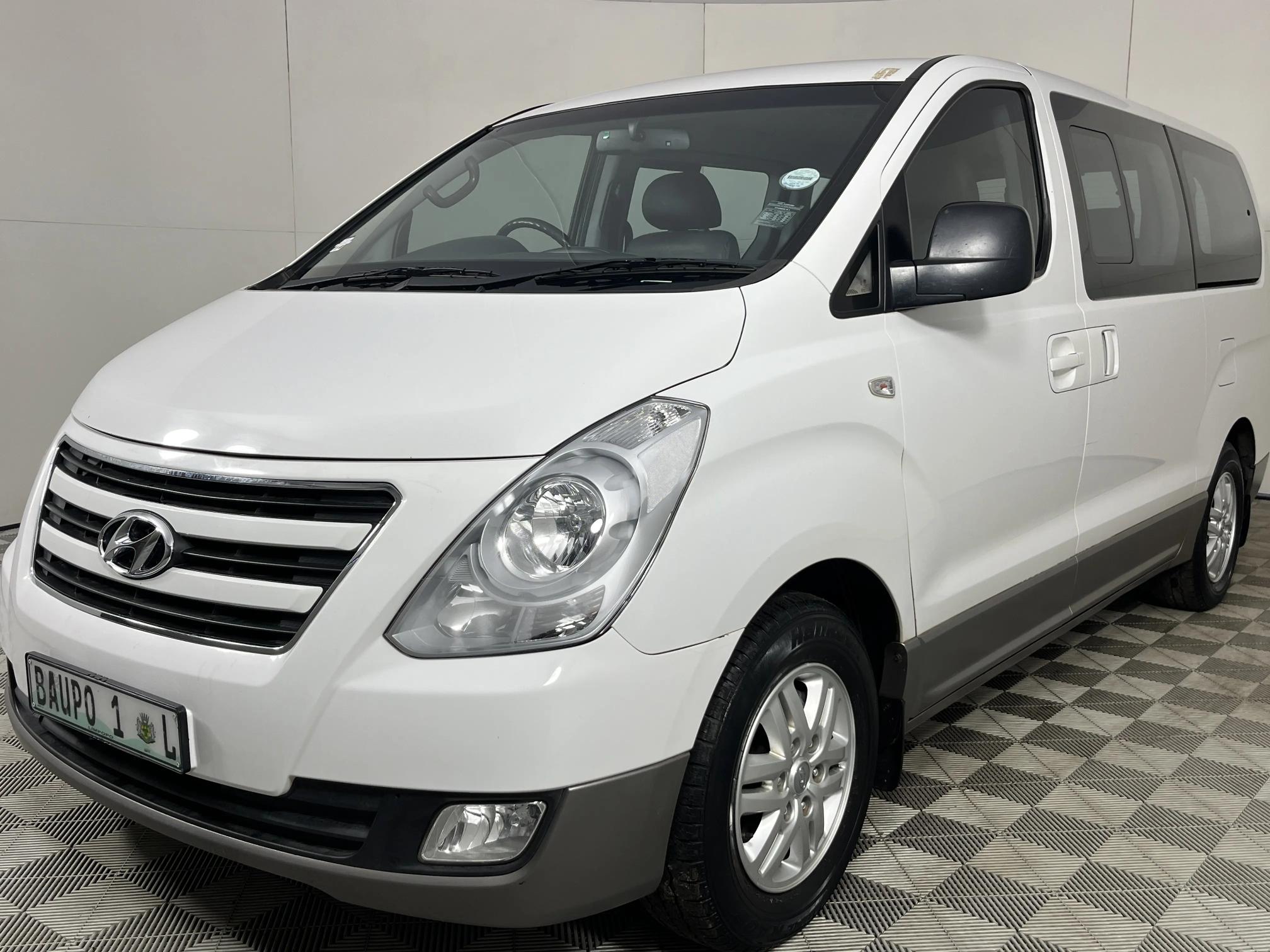 Used 2016 Hyundai H-1 2.4 bus Executive