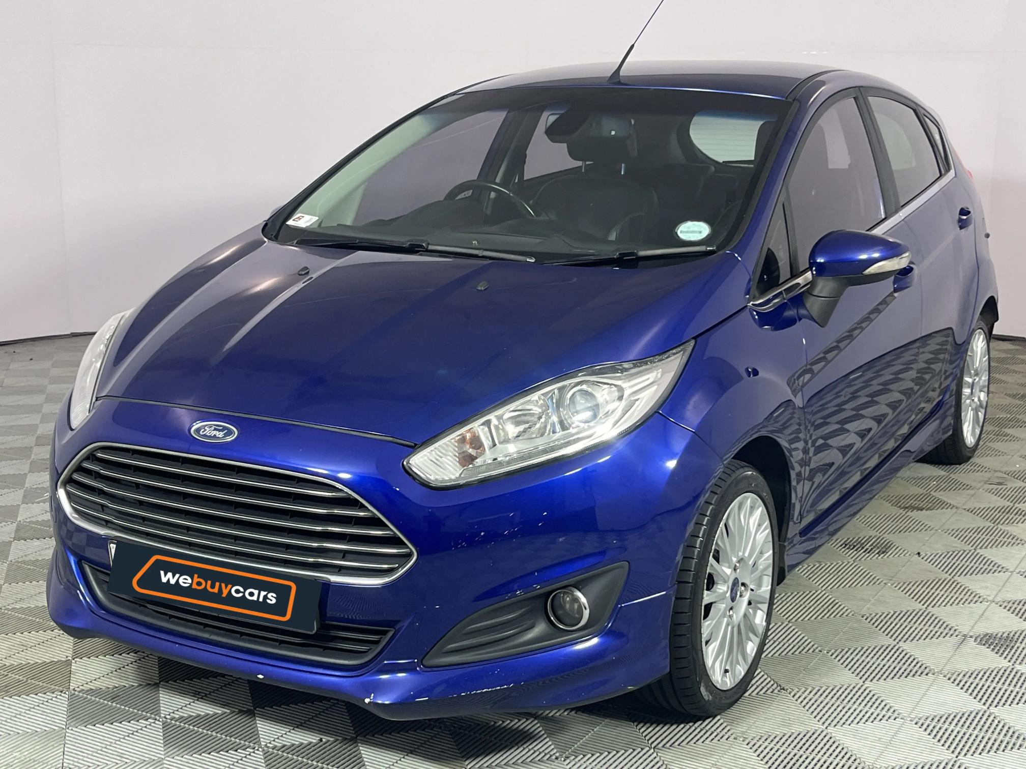 Used 2015 Ford Fiesta 5-door 1.0T Titanium