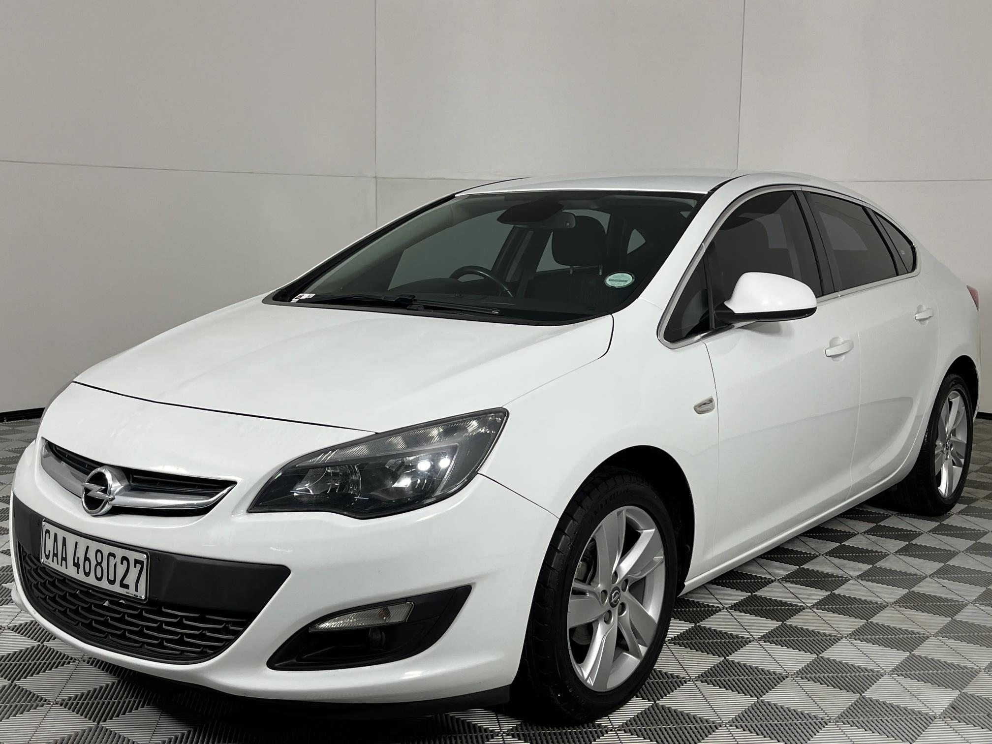 Used 2015 Opel Astra sedan 1.4 Turbo Enjoy auto