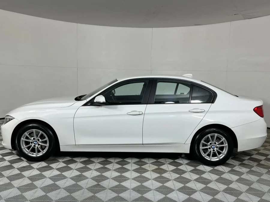 Used 2013 BMW 3 Series 320d sports-auto - WeBuyCars JHB South