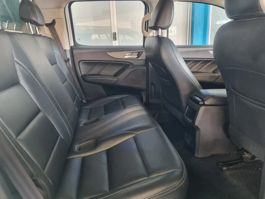 Used 2022 GWM P-Series 2.0TD double cab DLX 4x4 manual - Arnold Motors CC