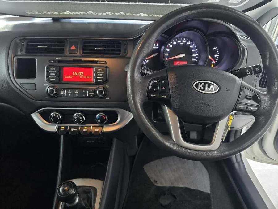 Used 2012 Kia Rio hatch 1.2 - Deals 4 Wheels