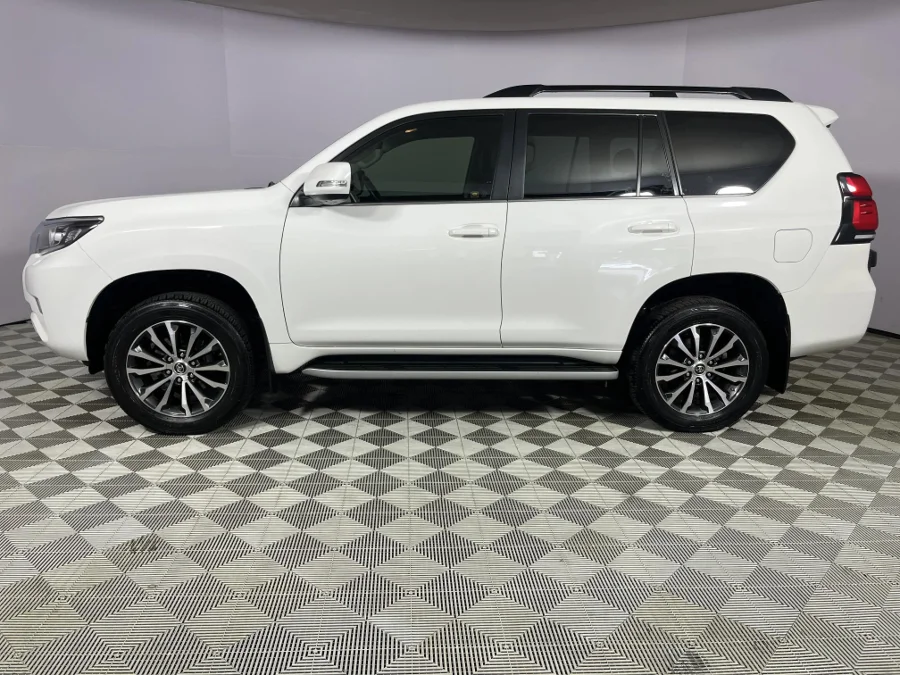 Used 2022 Toyota Land Cruiser Prado 4.0 VX-L - WeBuyCars Silverlakes