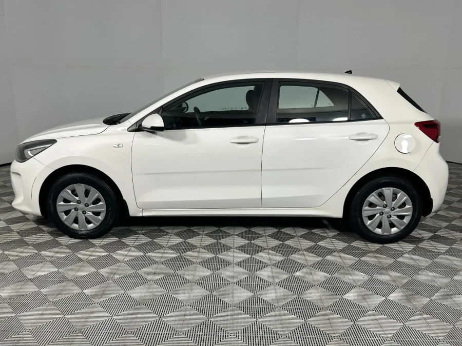 Used 2017 Kia Rio hatch 1.2 LS - WeBuyCars Richmond