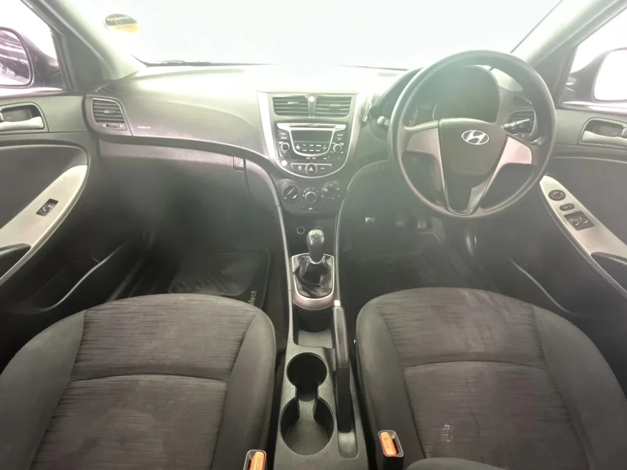 Used 2016 Hyundai Accent sedan 1.6 Motion - WeBuyCars Richmond