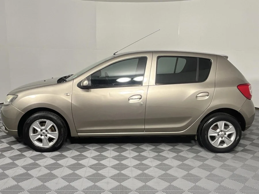 Used 2014 Renault Sandero 66kW turbo Dynamique - WeBuyCars Richmond