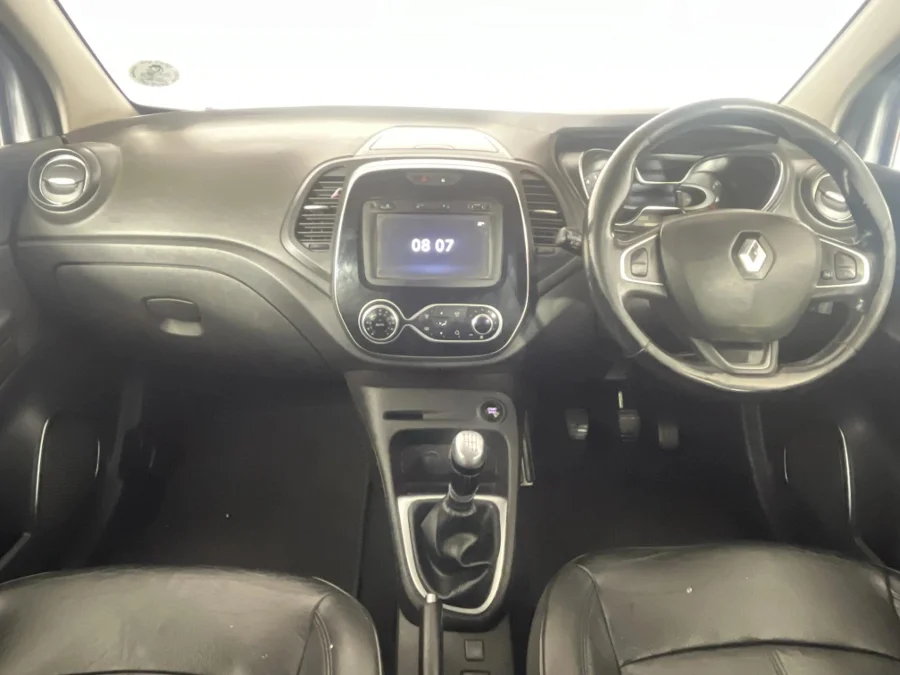 Used 2017 Renault Captur 88kW turbo Dynamique - WeBuyCars Montana