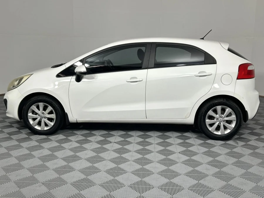 Used 2013 Kia Rio hatch 1.4 - WeBuyCars Richmond