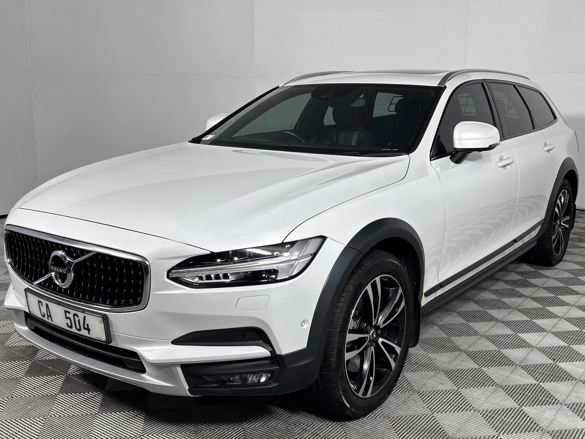 Used 2018 Volvo V90 Cross Country D5 AWD Inscription
