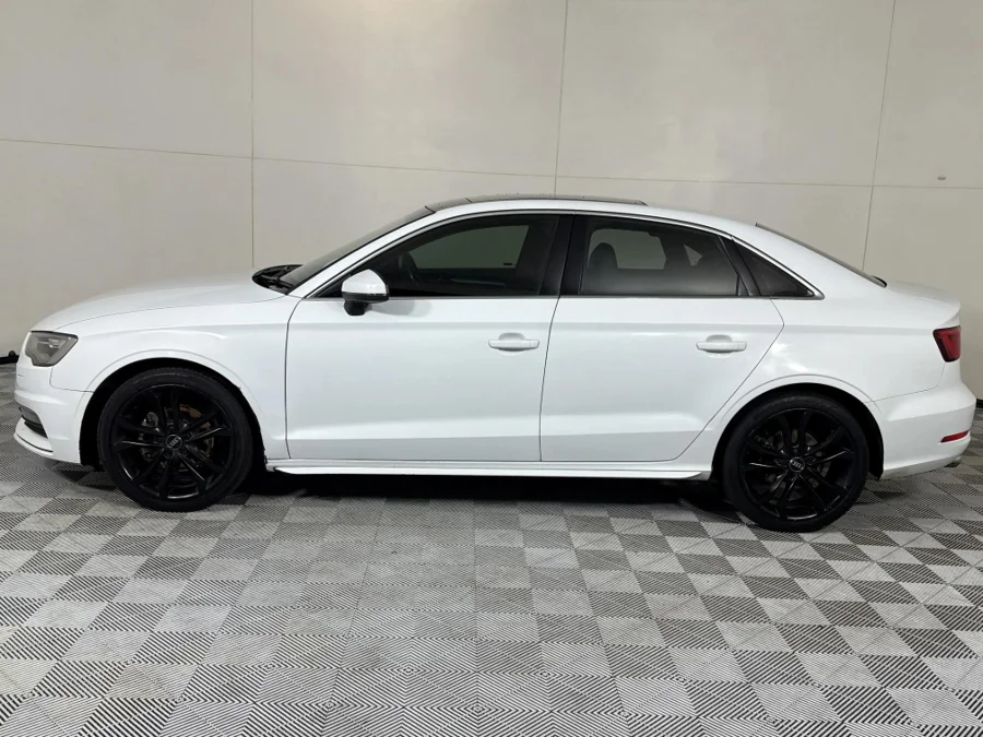 Used 2015 Audi A3 sedan 1.4TFSI SE auto - WeBuyCars Midstream Used 2015 Audi A3 sedan 1.4TFSI SE auto - WeBuyCars Midstream