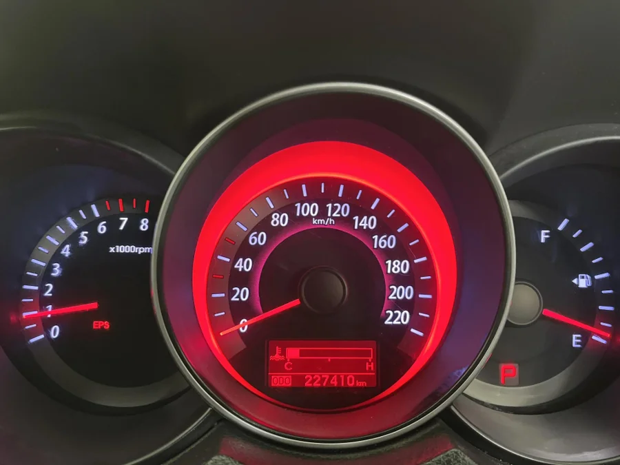 Used 2012 Kia Cerato Koup 2.0 SX auto - WeBuyCars JHB South