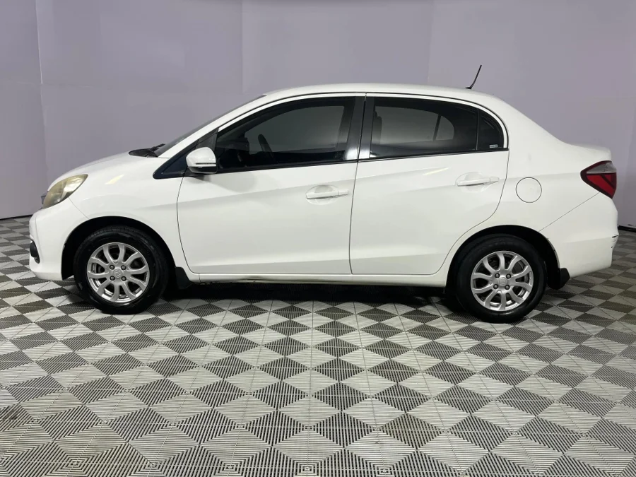 Used 2016 Honda Brio Amaze sedan 1.2 Comfort - WeBuyCars Silverlakes