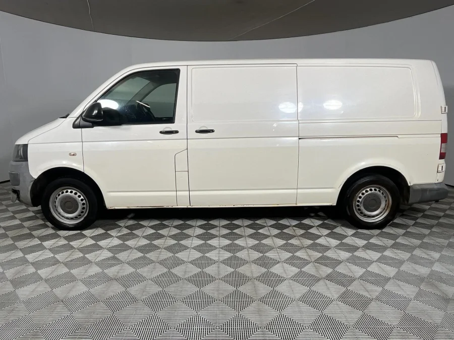 Used 2013 Volkswagen Transporter 2.0TDI 75kW panel van - WeBuyCars Richmond