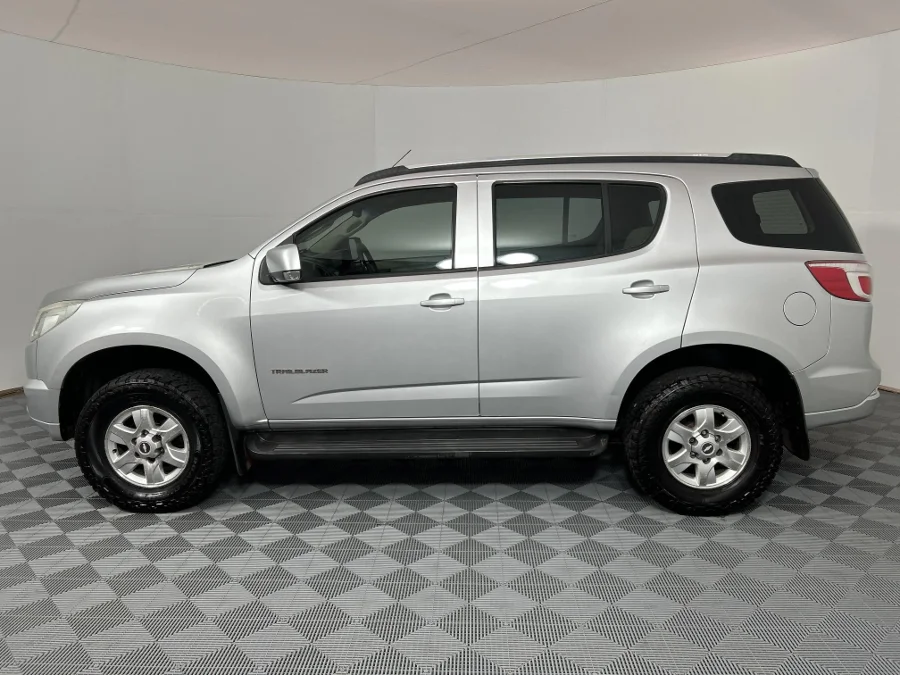 Used 2013 Chevrolet Trailblazer 2.5D LT - WeBuyCars Richmond Used 2013 Chevrolet Trailblazer 2.5D LT - WeBuyCars Richmond