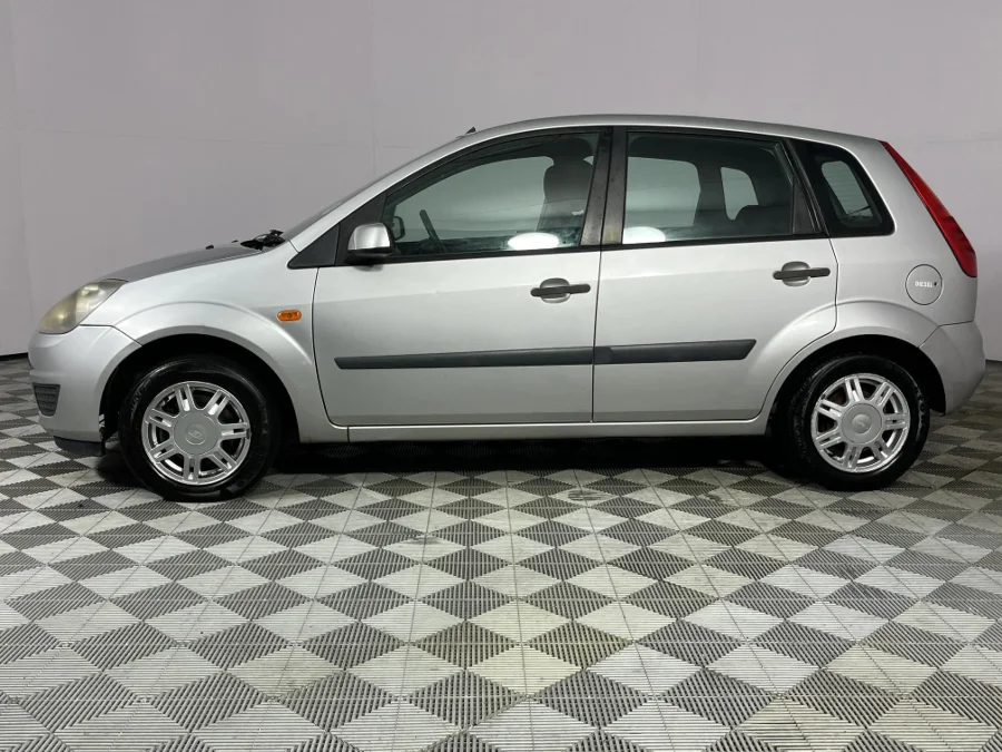 Used 2006 Ford Fiesta 1.6TDCi 5-door Ambiente - WeBuyCars Lansdowne